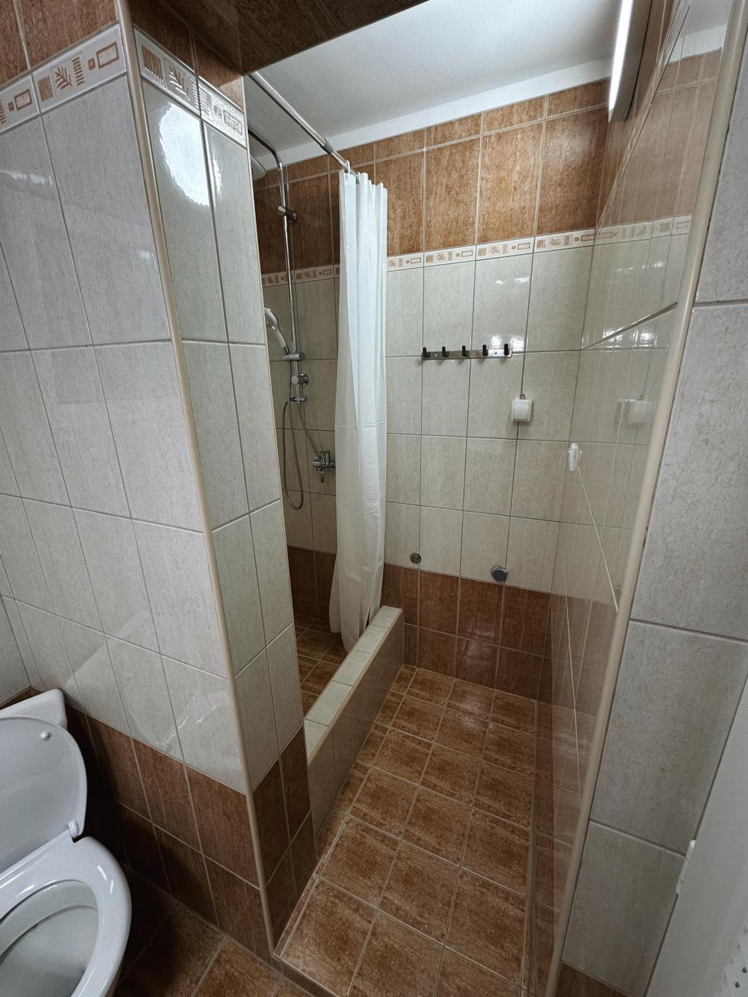 Royal Apartmani Negotin Esterno foto